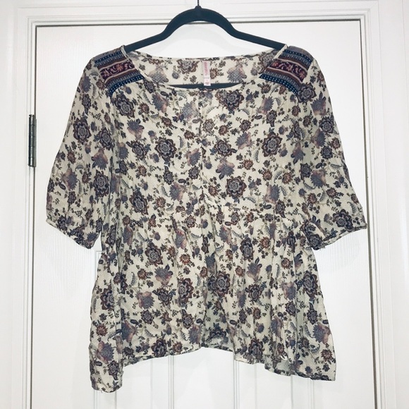 *SOLD* Babydoll Top 🌼 - Picture 1 of 5